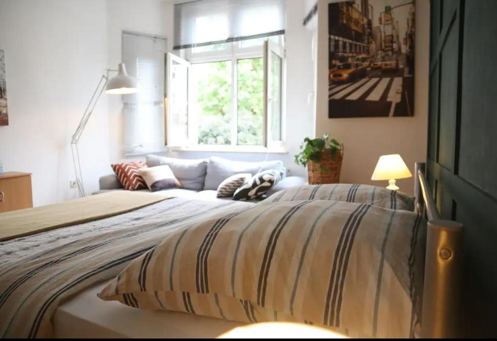 Cozy , Warm And Welcoming Room In The Heart Of Nuernberg Экстерьер фото